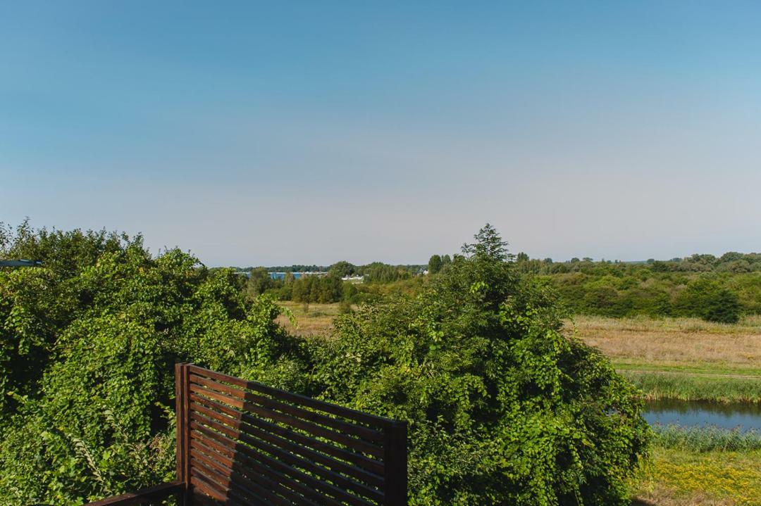 Widokowka Villa Tarnobrzeg Bagian luar foto